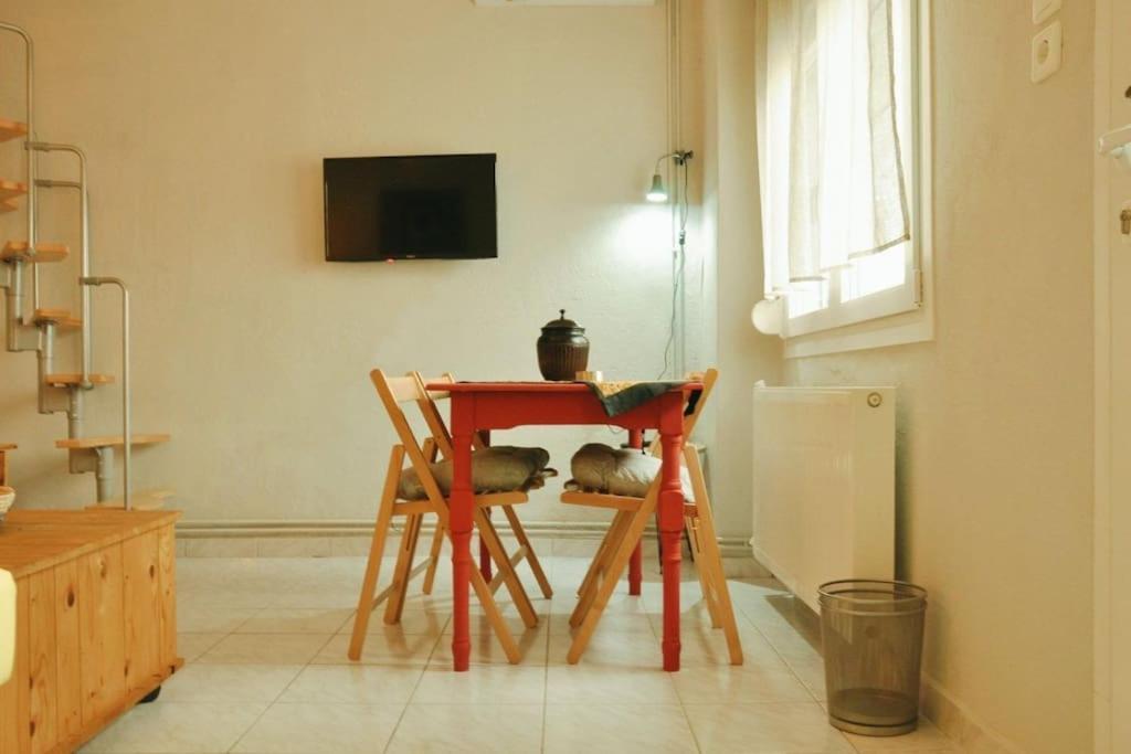 Tasoulashome 1-Μονοκατοικια Με Αυλη Comotini Exterior foto